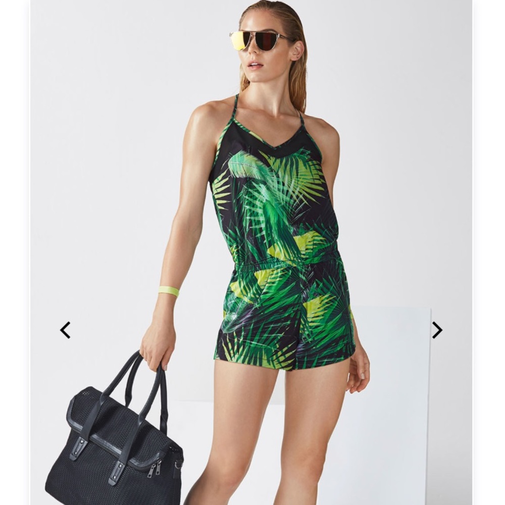 New Fabletics Dash Tropical Print Romper size M